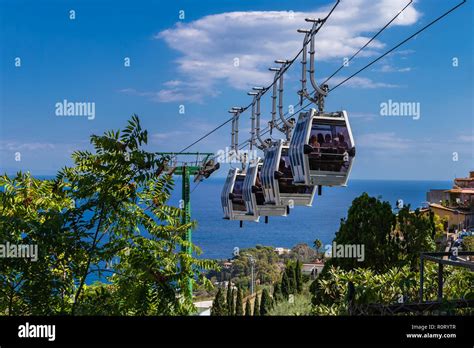 Taormina [cable car] mazzaro hi-res stock photography and images - Alamy