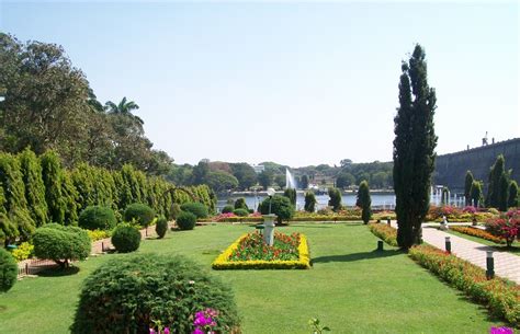 Vrindavan Gardens Mysore Pictures - a visual treat during day time!