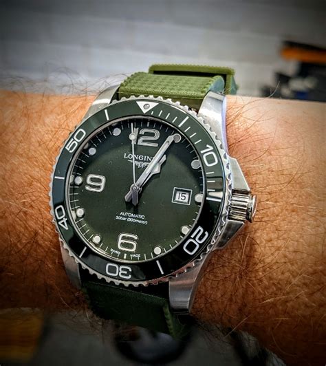 Rubber strap on diver - show 'em here... | Page 218 | WatchUSeek Watch Forums