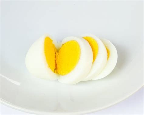 Hard-Boiled Eggs In The Microwave