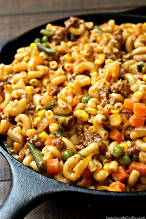 Skillet Cheesy Beef and Veggie Macaroni - Love to be in the Kitchen