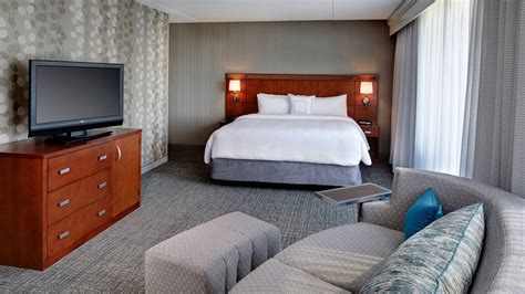 Hotels Near Downtown Detroit, Michigan | Courtyard Detroit Downtown