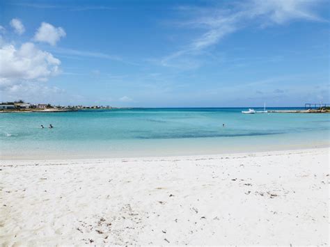 Herradura Beach - Cuba Vintage Vacation