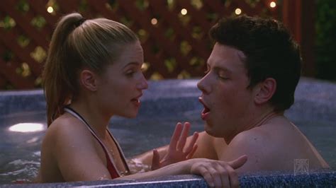 Image - 1x04-finn-quinn-hot-tub-glee-8350806-1280-720.jpg | Glee TV ...