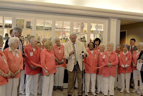 Crisp Regional Hospital Gift Shop gets new look - Cordele Dispatch | Cordele Dispatch