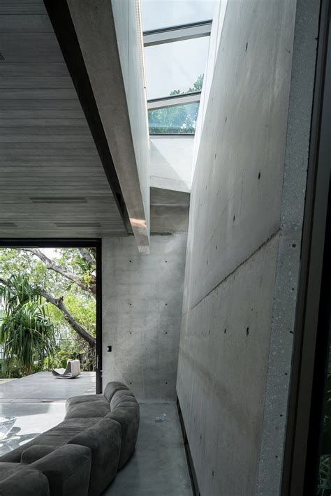 Rene Gonzalez Architect — MICHAEL STAVARIDIS [photographer] | Concrete architecture, Modern ...