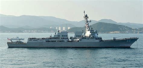 USS Mustin (DDG-89) United States Navy, Navy Ships, Coast Guard, Us Navy, Battleship, World War ...