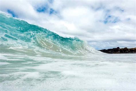 19 Clear Water Beaches In Hawaii