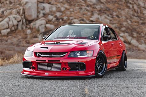 SERGIO MIRANDA'S MITSUBISHI EVO IX - DressUpBolts.com