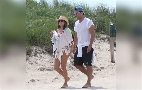 All the details on Bethenny Frankel's new boyfriend Russ Theriot