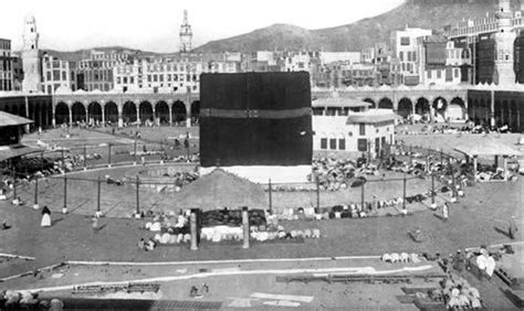 The Architecture and History of the Kaaba