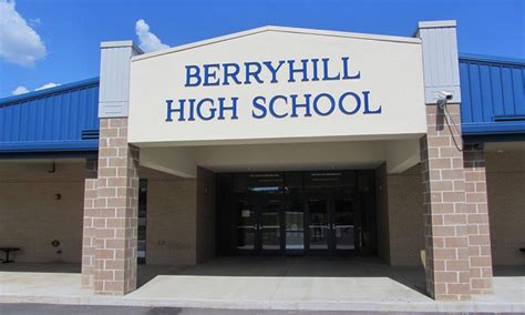 Berryhill NHS Donates Food | Bixby Outreach Center