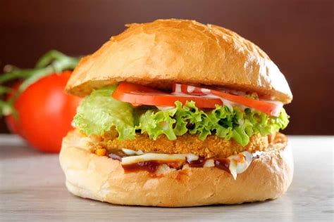 Copycat KFC Zinger Chicken Burger In The Airfryer • Recipe This