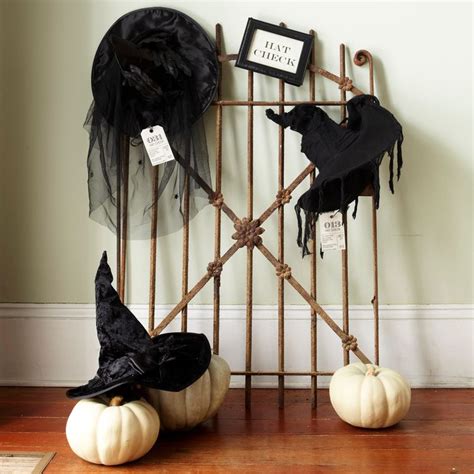 19 Wickedly Fun Witch Decor Ideas for a Spooky Halloween