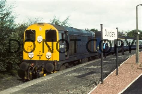 UK DIESEL TRAIN Railway Photograph Of Class 20 20085 Loco. Rm20-132 £1. ...