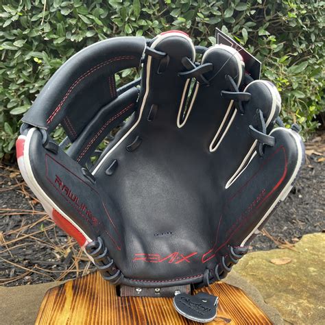 NEW RAWLINGS REV1X EXCLUSIVE - 11.5" REV204-2USA | SidelineSwap