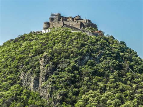 Discover Romania: Deva Citadel, for an unique Mures Valley view | Romania Insider