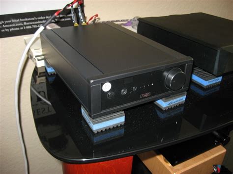 REGA "io" Integrated Amplifier Photo #3903515 - US Audio Mart