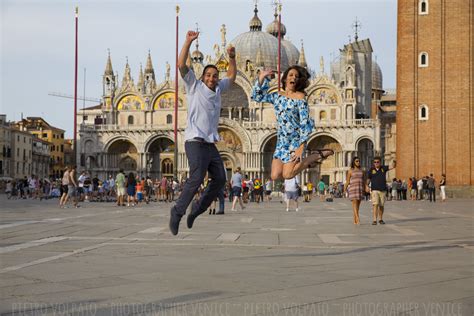 Venice Honeymoon Photographer - Photos and Tour | Venice photos, Vacation photography, Honeymoon ...