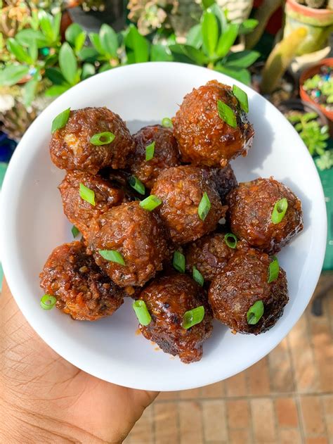 Vegan TVP meatballs (Easy, Gluten-Free) - Lovelee Recipes