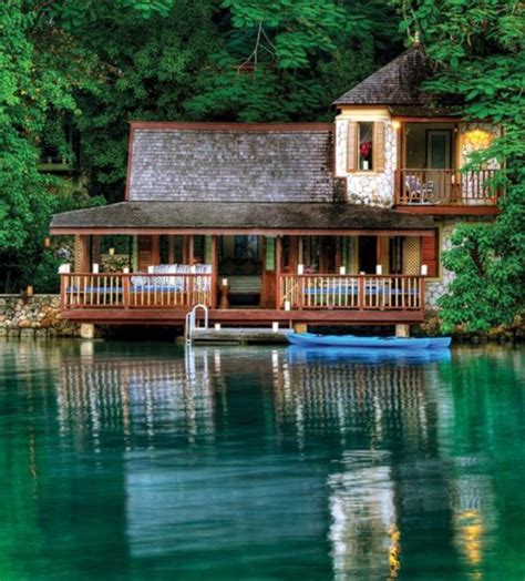 Lakeside Cabins | Content in a Cottage