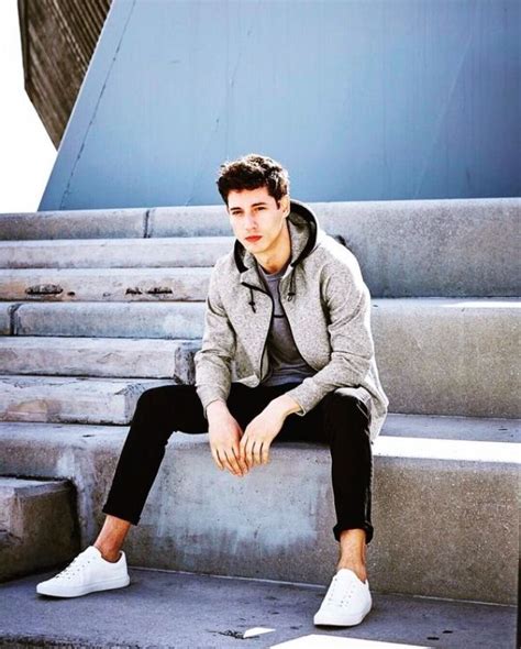 28 Cool Easter Outfits for Teen Guys | Athleisure men, Classy outfits ...