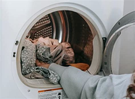 Why does my washing machine smell even after cleaning? 4 ways to get the smell forever. - Cleannr