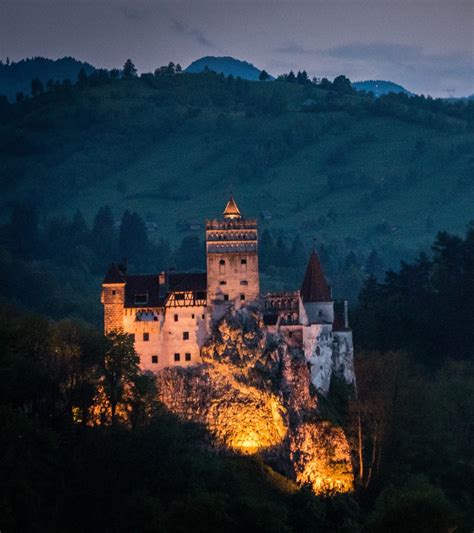 14 pictures of Bran Castle to inspire you to photograph it in all seasons | by Romania Photo ...