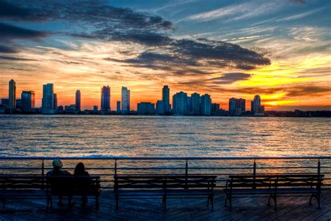 Hudson River sunset | Gorgeous sunset, Sunset views, New york