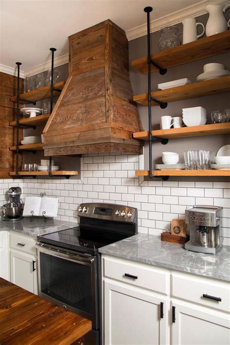 Fixer Upper: A Craftsman Remodel for Coffeehouse Owners | Rustic ...