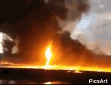 So Fire Tornadoes Are A Thing... GIF - Fire Tornado Mother Nature Mother Nature Is Scary ...