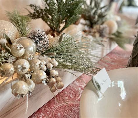 Total 89+ imagen christmas buffet decoration ideas - Abzlocal.mx