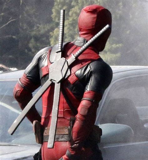 Deadpool Swords