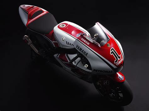 Yamaha YZR-M1 WGP 50th Anniversary Edition - Asphalt & Rubber