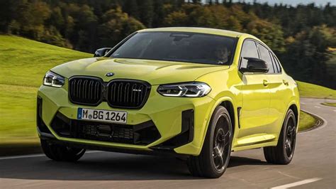 BMW X4 M Competition, la prova del super SUV da 510 CV