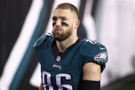 Eagles’ Zach Ertz trade could be coming as NFL deadline arrives