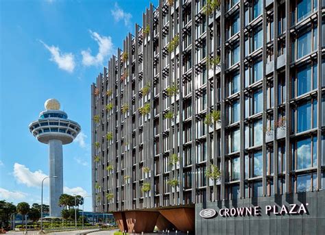 CROWNE PLAZA CHANGI AIRPORT, AN IHG HOTEL: UPDATED 2024 Reviews, Price Comparison and 5,027 ...