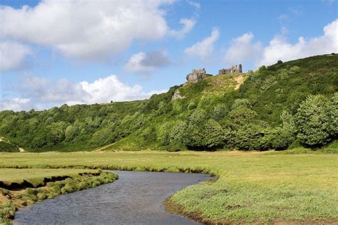 Daily WOW!, castle ruins overlook Three Cliffs Bay in Swansea, West Wales, UK! Been to West ...