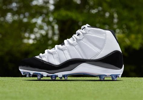 Air Jordan 11 "Concord" Cleats To Debut At NFL Playoffs - SneakerNews.com