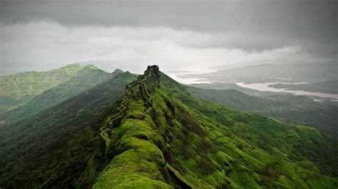 Rajgad Fort near Pune, India | Peapix