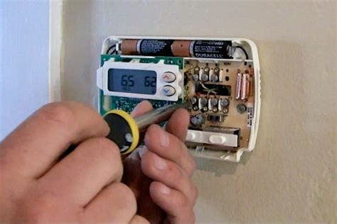 Learn To Replace The Thermostat For Your Home