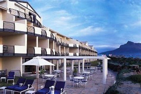 Cape Town hotels! http://www.safarinow.com/destinations/cape-town/hotel.aspx | Cape town hotels ...