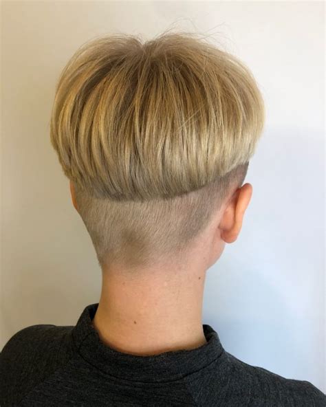 The Best Bowl Cut Hairstyle Ideas for 2023 - HairstyleOnPoint