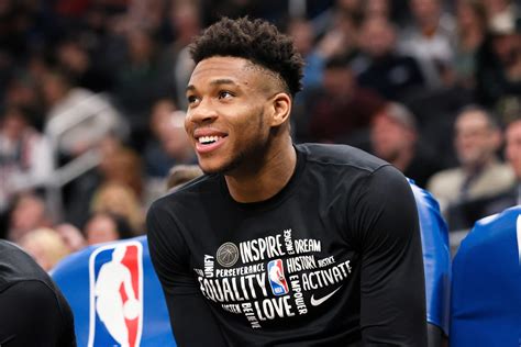 Giannis Antetokounmpo: 3 takeaways from MVP's supermax extension