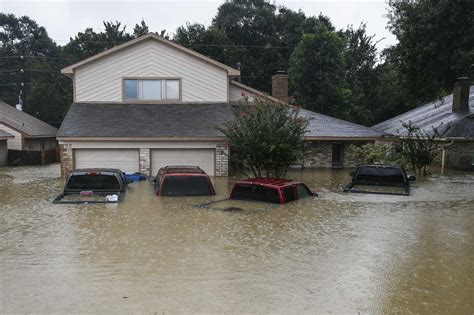 Houston-area leaders seek ways to stem investor buyouts of flooded homes