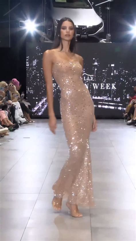 dress runway [Video] | Fancy short dresses, Classy prom dresses, Glam dresses