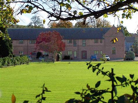 Risley Hall Hotel © Garth Newton cc-by-sa/2.0 :: Geograph Britain and Ireland