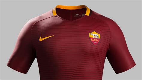 Roma 2016/17 Home kit by Nike - SoccerBible