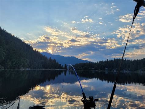 Lake Samish South of Bellingham: Another beautiful day in the Bellingham Washington area fishing ...