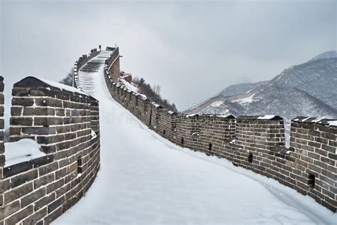 The Great Wall in winter stock image. Image of snowy - 142831335